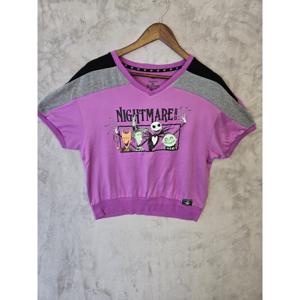 Women's Size Medium Top Disneys Nightmare Before Christmas Halloween